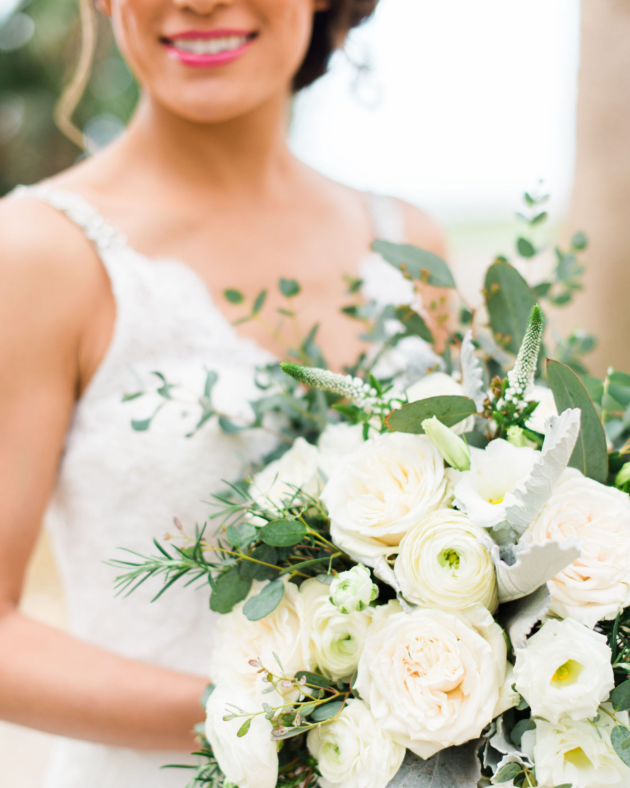Simple Ways To Remember Your Wedding Day